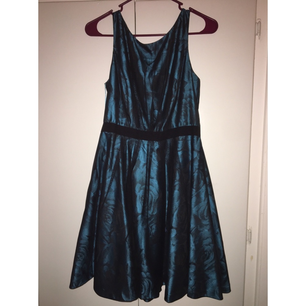 Jessica Simpson Black and Blue Floral Formal Dress